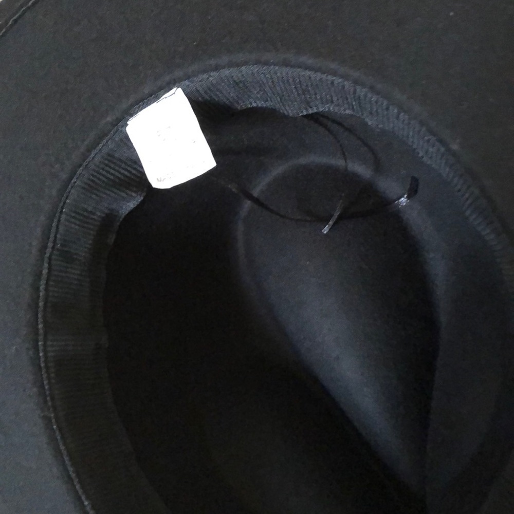 Black Fedora With Adjustable Ties Inside The Hat - image 3